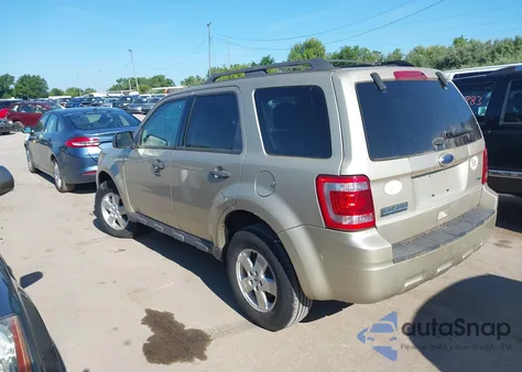 2012 Ford Escape Xlt z USA, uszkodzony, nr VIN 1FMCU0DG2CKB51161